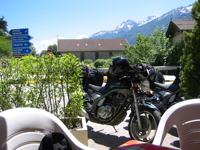 109-0990_img.jpg